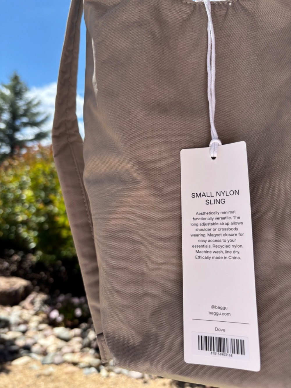 BAGGU Small Nylon Sling Bag - Dove - NWT - Picture 2 of 8